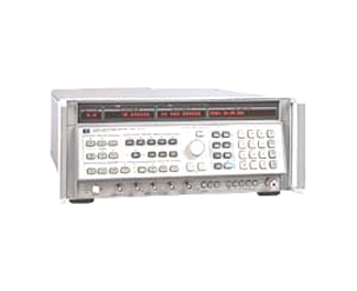 8340B - Keysight / Agilent / HP Sweeper Generators