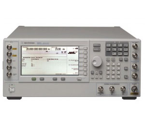 E8267C - Keysight / Agilent / HP Signal Generators