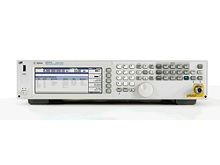 N5181AEP-003 - Keysight / Agilent / HP Signal Generators